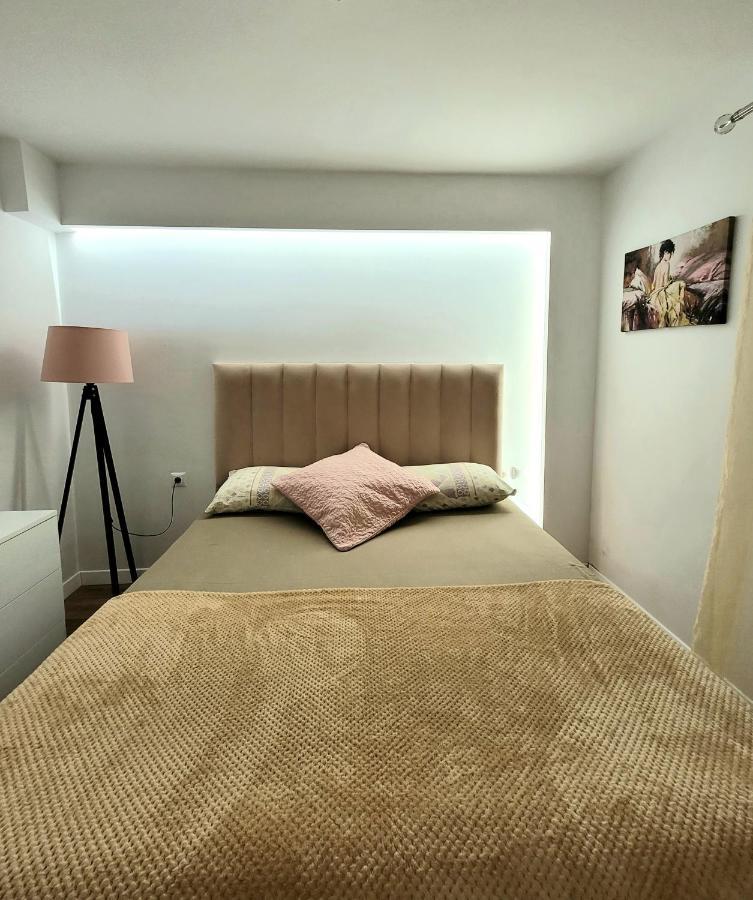 Loi Apartment Sarande Exterior photo